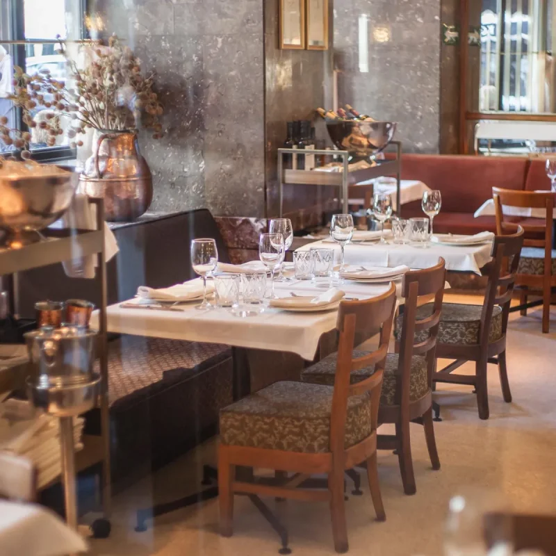 Cafe Comercial Ground Floor 2